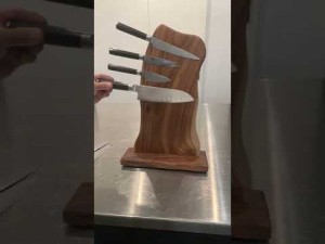 Live Edge Magnetic Knife Holder: A Stylish Kitchen Accessory
