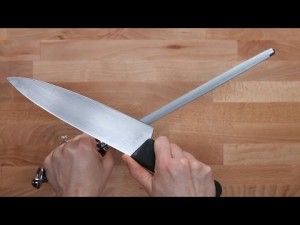 Knife Sharpening: How to Use a Knife Straightener